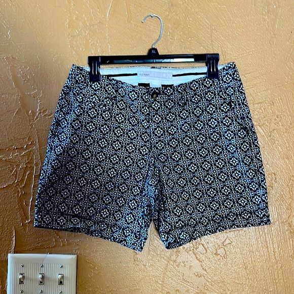Old Navy shorts - Picture 1 of 1